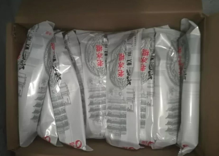 烈日下的擔(dān)當(dāng)、高溫下的堅(jiān)持