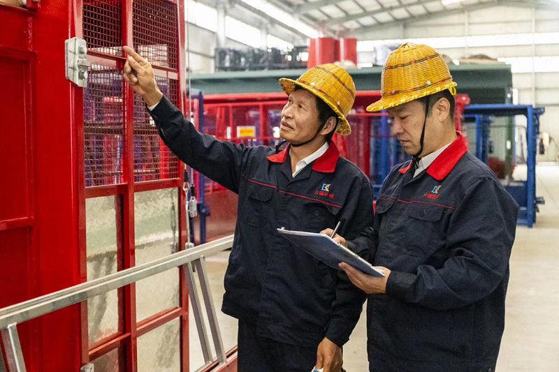 大誠施工升降機(jī)技術(shù)楷模 大誠施工升降機(jī)技術(shù)楷模